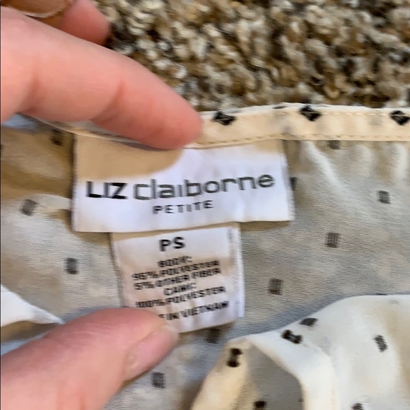 White and Black loose Blouse - Picture 2 of 3